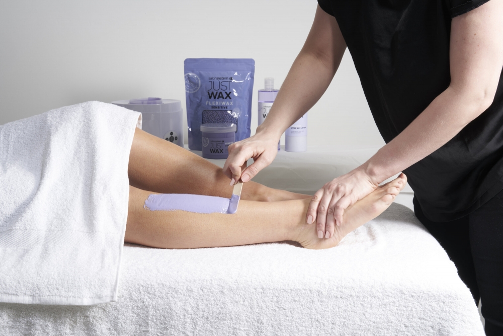 #2 - Holiday Class Hot Waxing